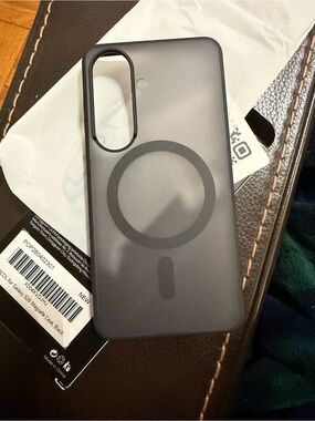 Samsung S26 Black Magnetic Phone Case with MagSafe Compatibility